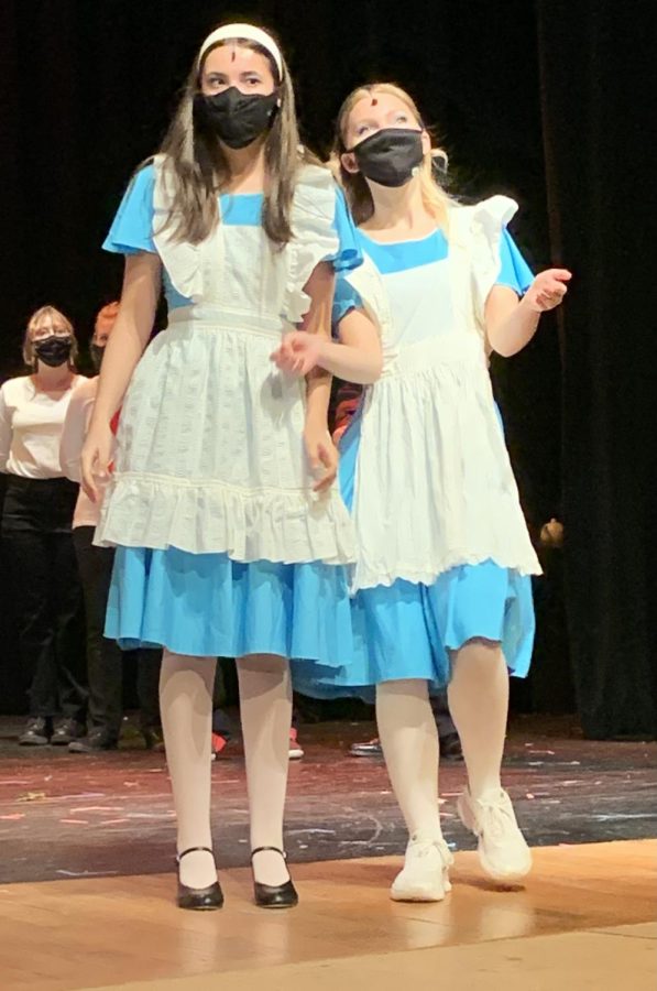 Elizabeth Morris as Alice acts on stage alongside Parker Perosky as Second Alice 